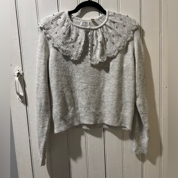 ONLY Rhinestone Collared Pullover - Picture 2 of 6